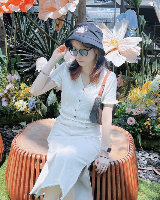 Overthinking in progress with Mochiak Bucket Hat - 5 colors