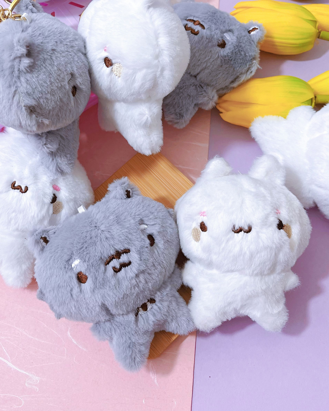 Mochiak & AhWoo Kissing Magnet Keychain Plush